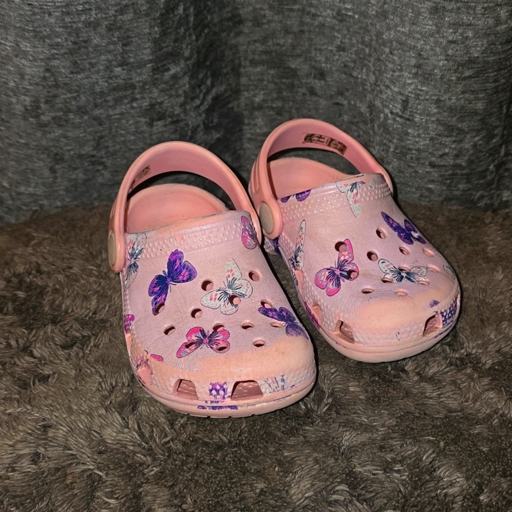 CROCS Kids' Classic Butterfly Clog Baby Size 6 Pink Purple ECU toddler